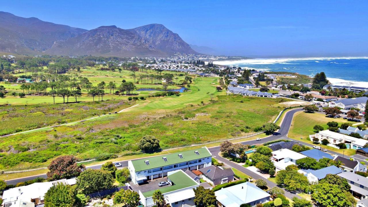 Fairway Holiday Accommodation Hermanus Exterior foto