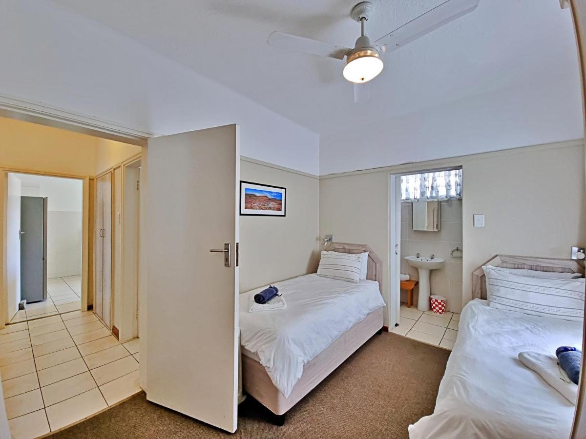 Fairway Holiday Accommodation Hermanus Exterior foto